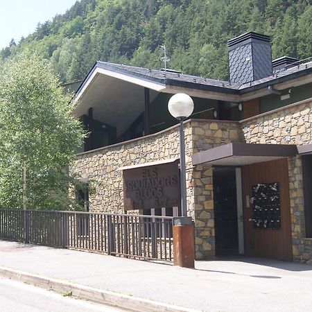 Apartaments Els Esquiadors Llorts Екстер'єр фото