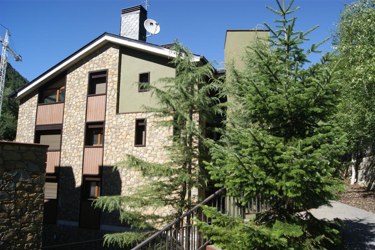 Apartaments Els Esquiadors Llorts Екстер'єр фото