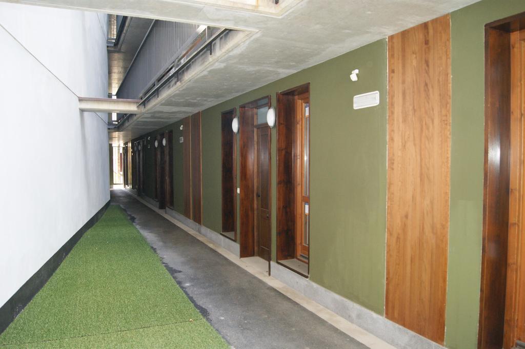 Apartaments Els Esquiadors Llorts Екстер'єр фото