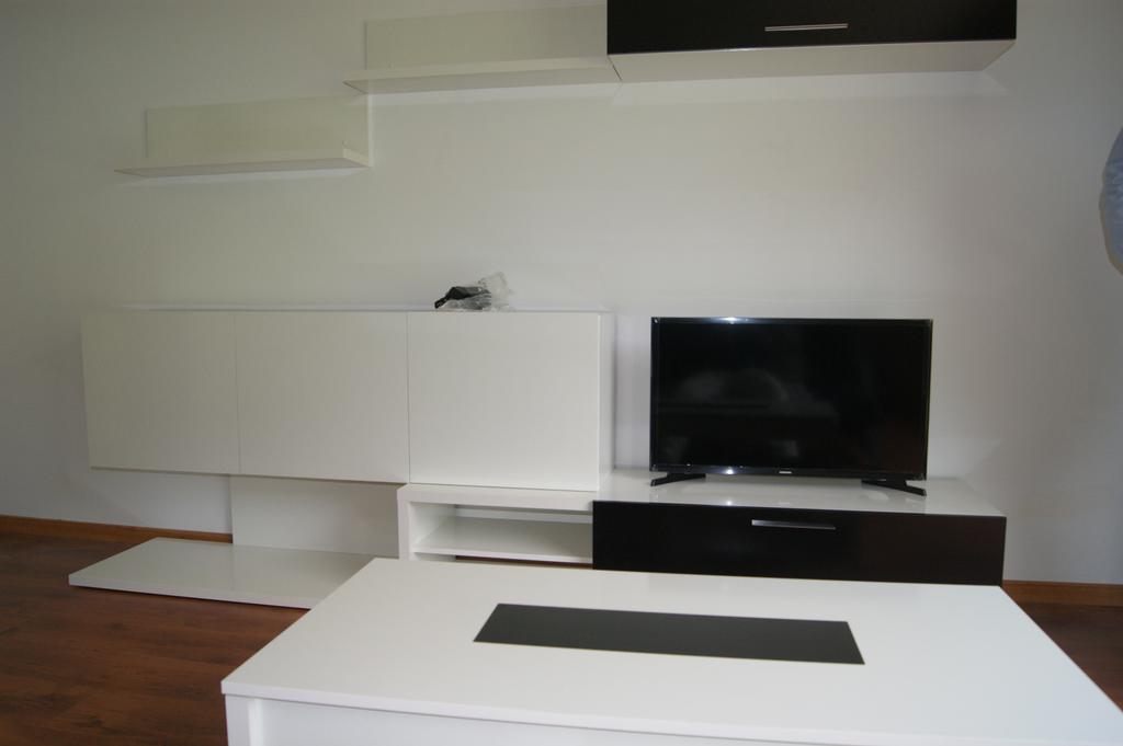 Apartaments Els Esquiadors Llorts Екстер'єр фото